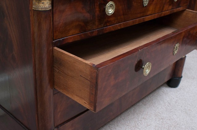 6738FP - Faux Marble Top Chest (5)