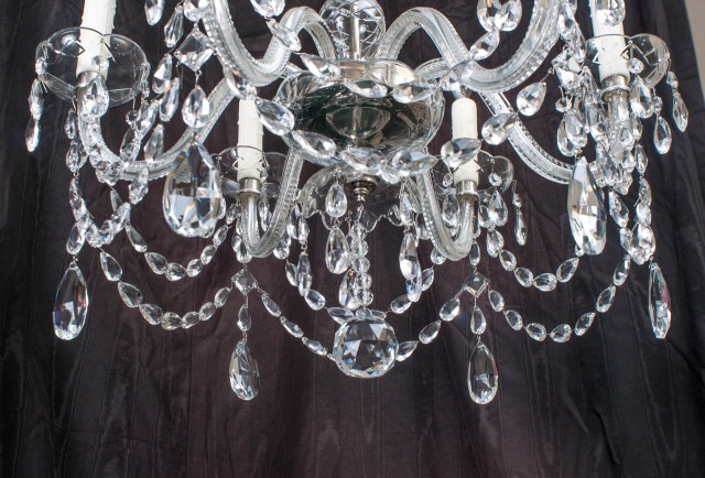 8666XS - Chandelier (8)