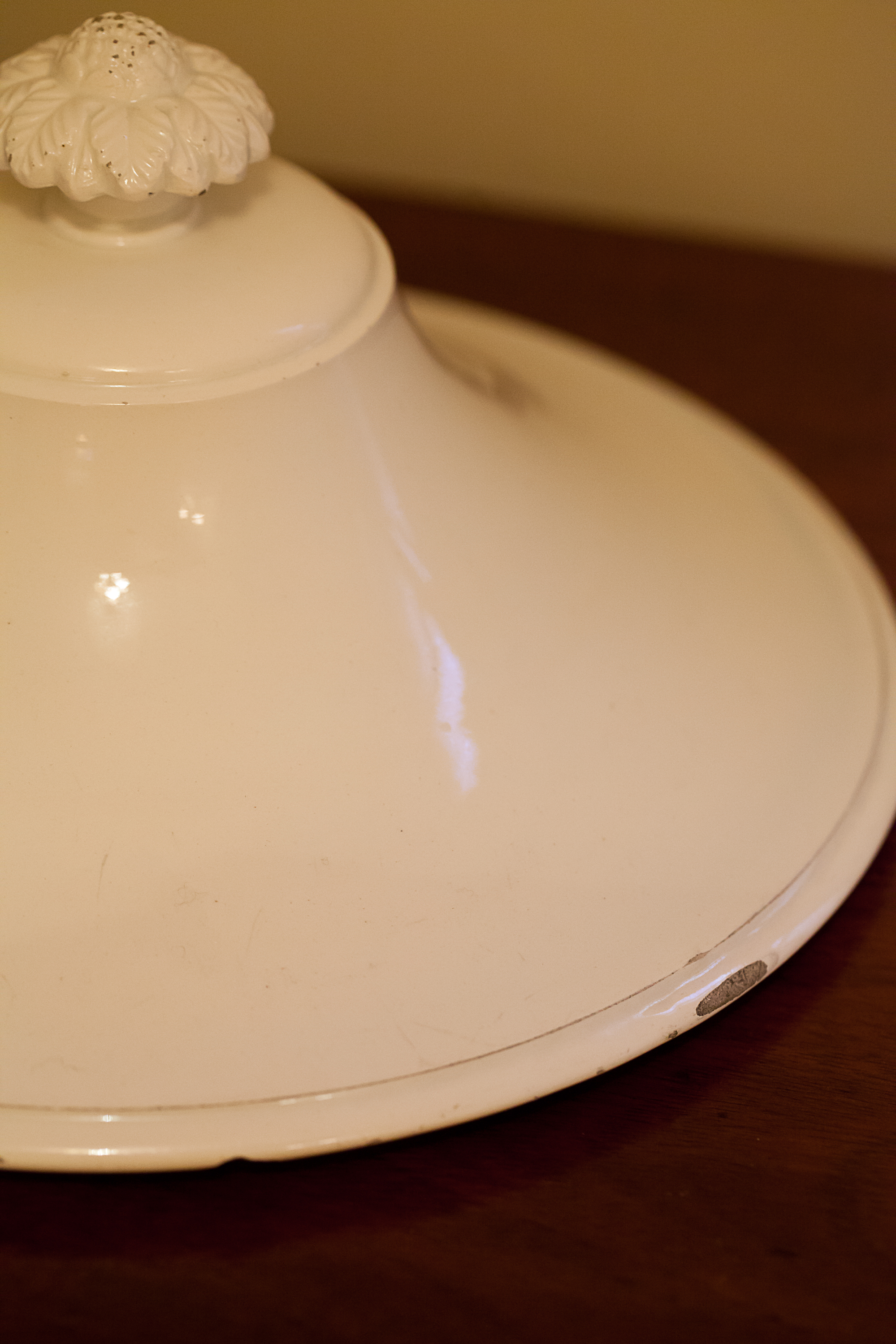 6792AN WHITE TUREEN-OL-17 (1)